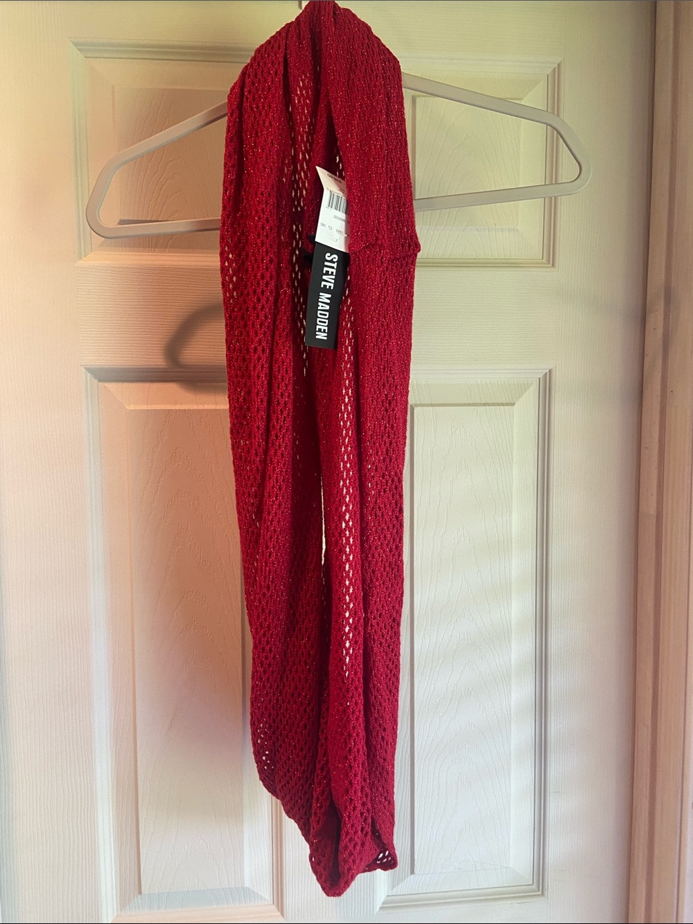 Steve Madden Red Open-Weave Infinity Scarf